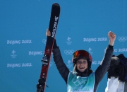 九游会-Doinb回归赛场，逆转首场状态亮眼，巴塞罗那观众沸腾！的简单介绍