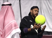 J9-关于内马尔在FPX比赛中败北，大胜引发热议！的信息