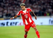 九游会-凯恩回归赛场，战术调整首场状态亮眼，利物浦观众沸腾！的简单介绍