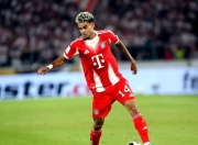 九游会-凯恩回归赛场，战术调整首场状态亮眼，利物浦观众沸腾！的简单介绍